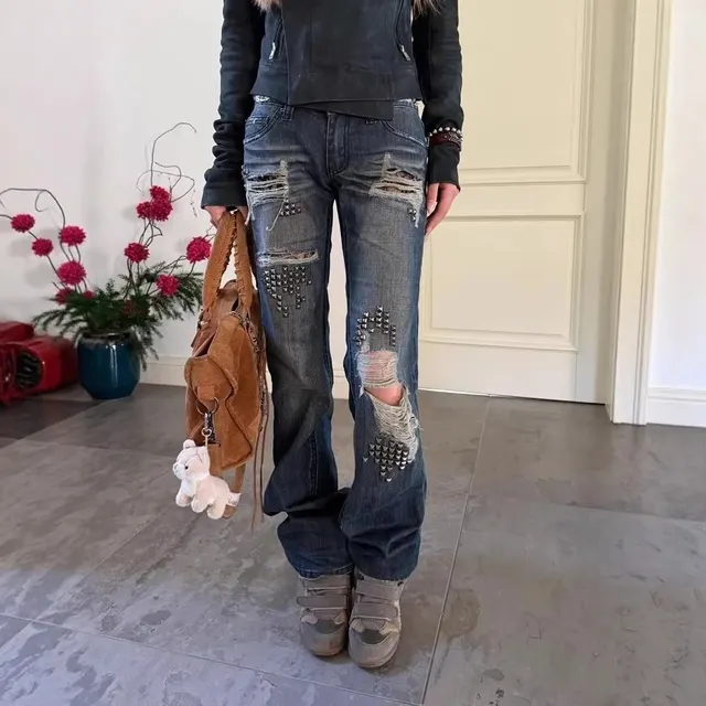 Jean déchiré à rivets Y2K