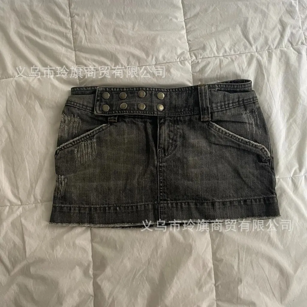 Mini-jupe en denim délavé