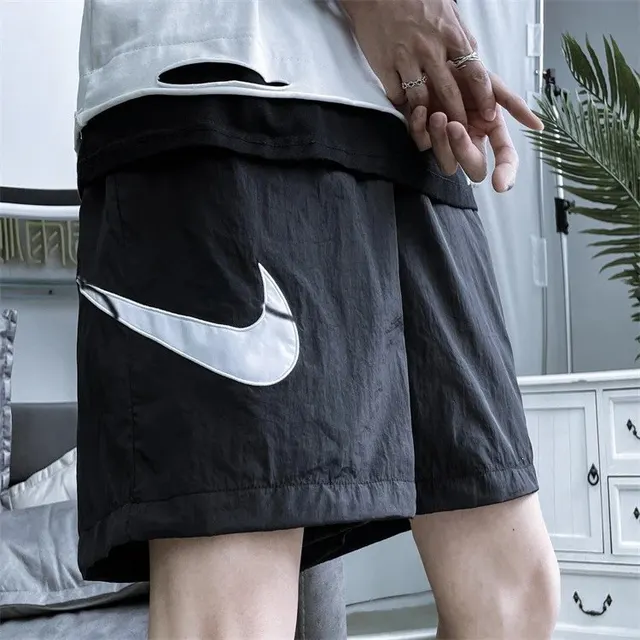 Short Nike Swoosh