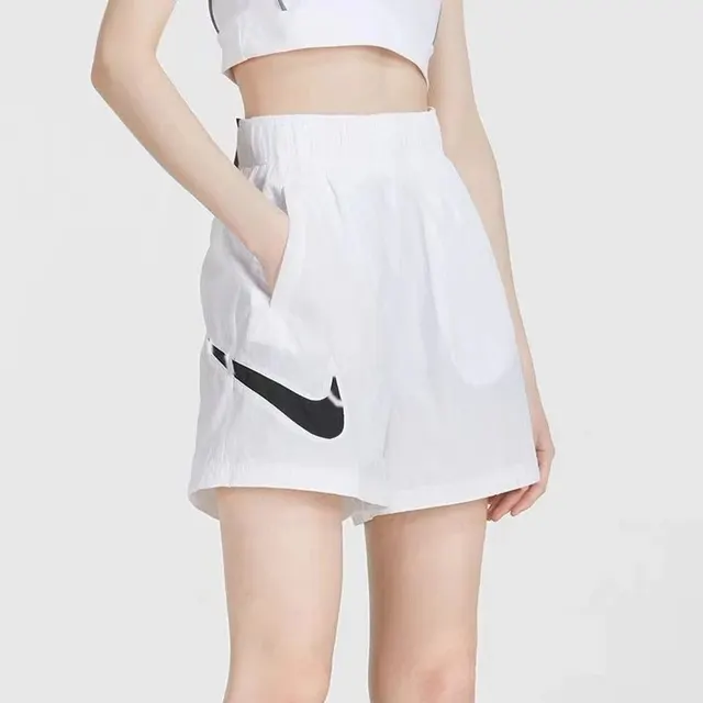 Short Nike Swoosh