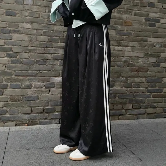 Pantalon large Adidas
