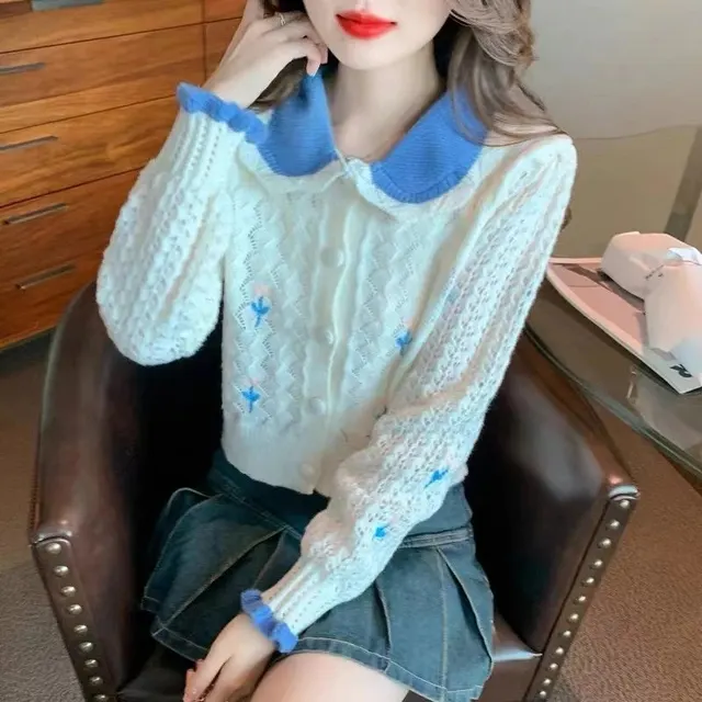 Cardigan en maille col claudine