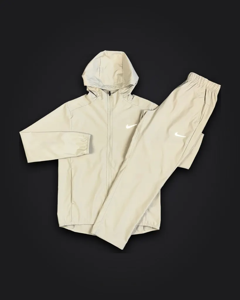 Ensemble survêtement Nike
