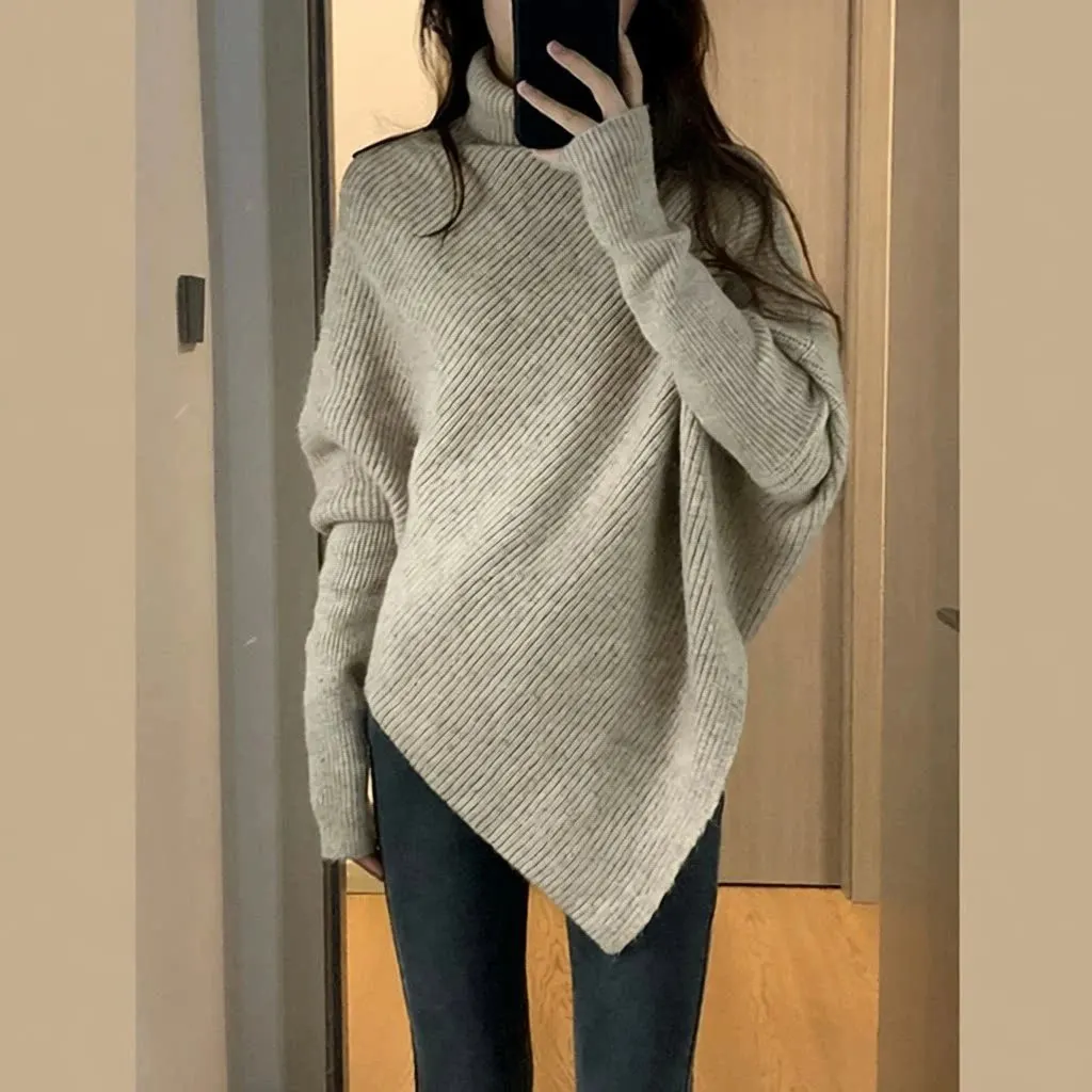 Pull col roulé asymétrique