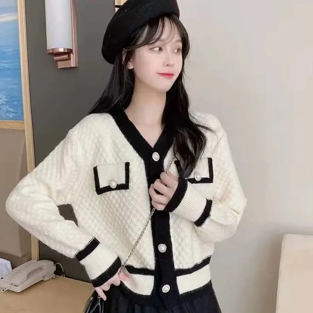 Cardigan court en maille