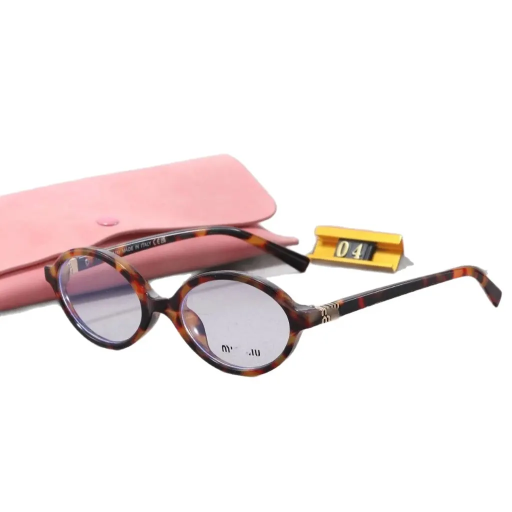 Lunettes ovales Miu Miu