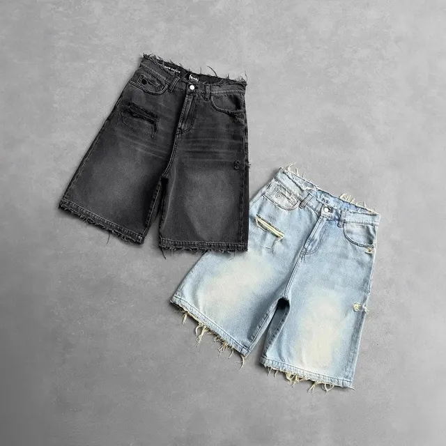 Short en jean effiloché
