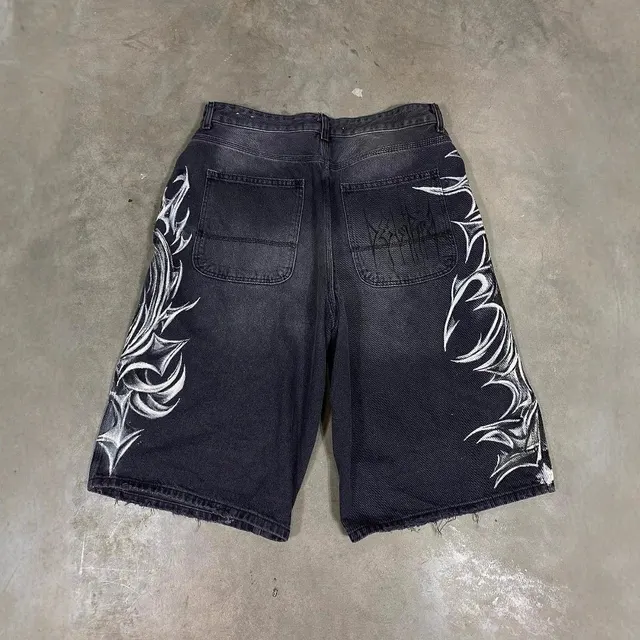 Short en denim imprimé tribal