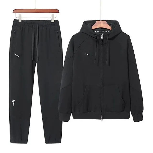Ensemble Nike survêtement à capuche