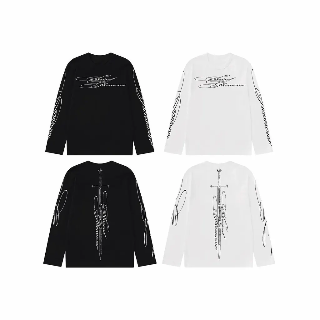T-shirt manches longues imprimé épée