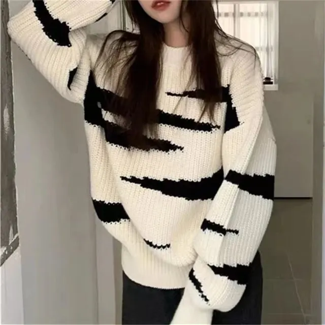 Pull en maille zébré