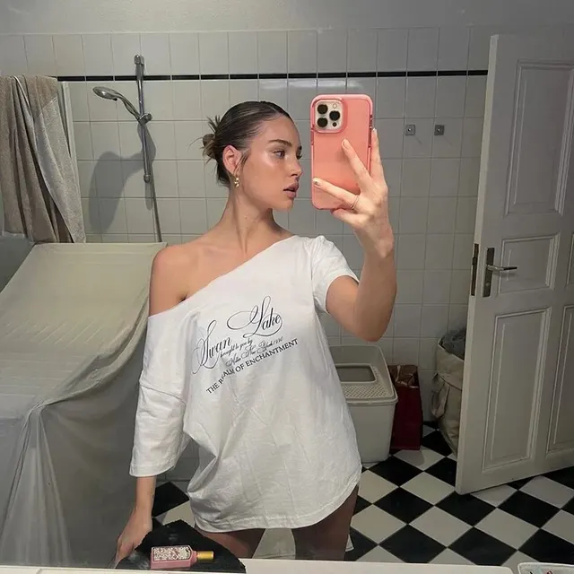 T-shirt oversize Swan Lake
