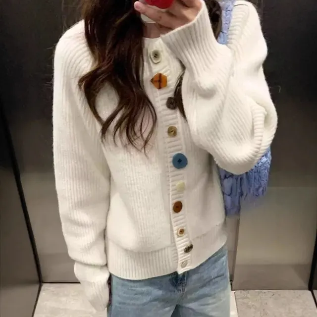 Cardigan en maille boutons colorés