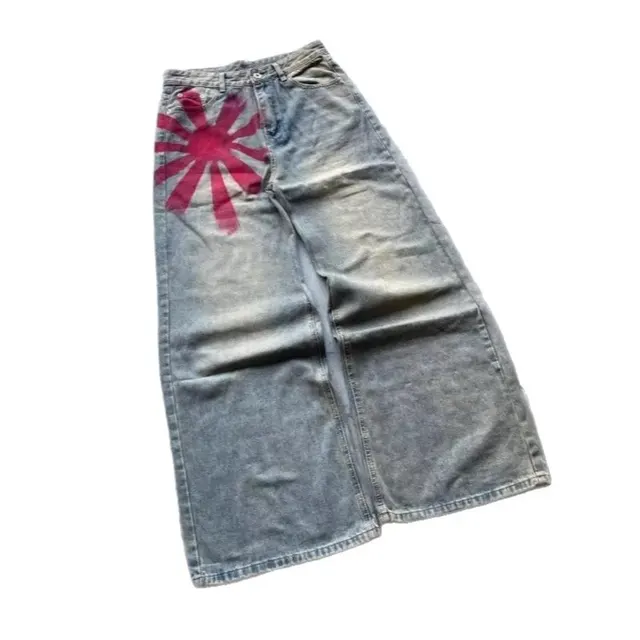 Jean large soleil levant