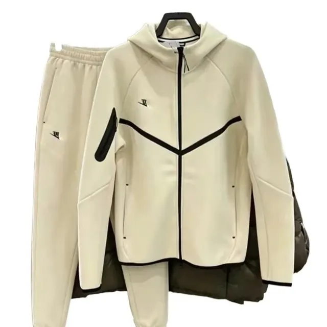 Ensemble Nike Tech Fleece