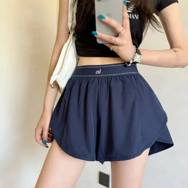 Short Alo Yoga