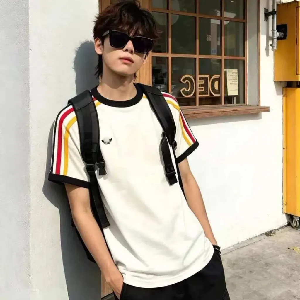 T-shirt Adidas