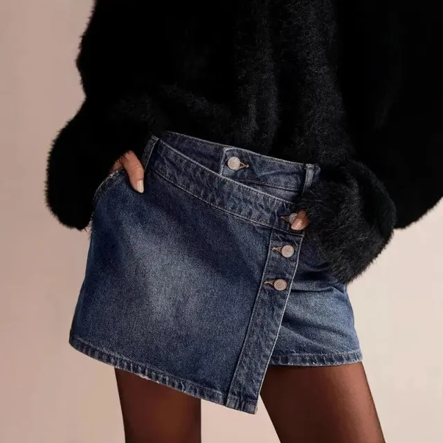 Jupe-short denim asymétrique