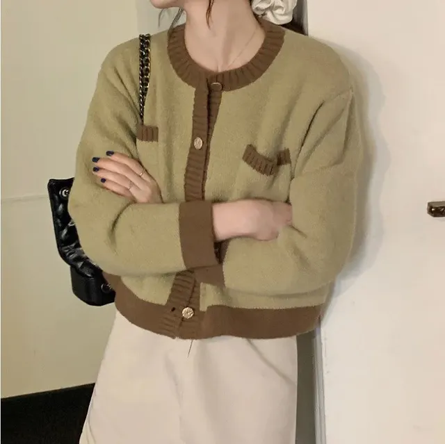 Cardigan court en maille