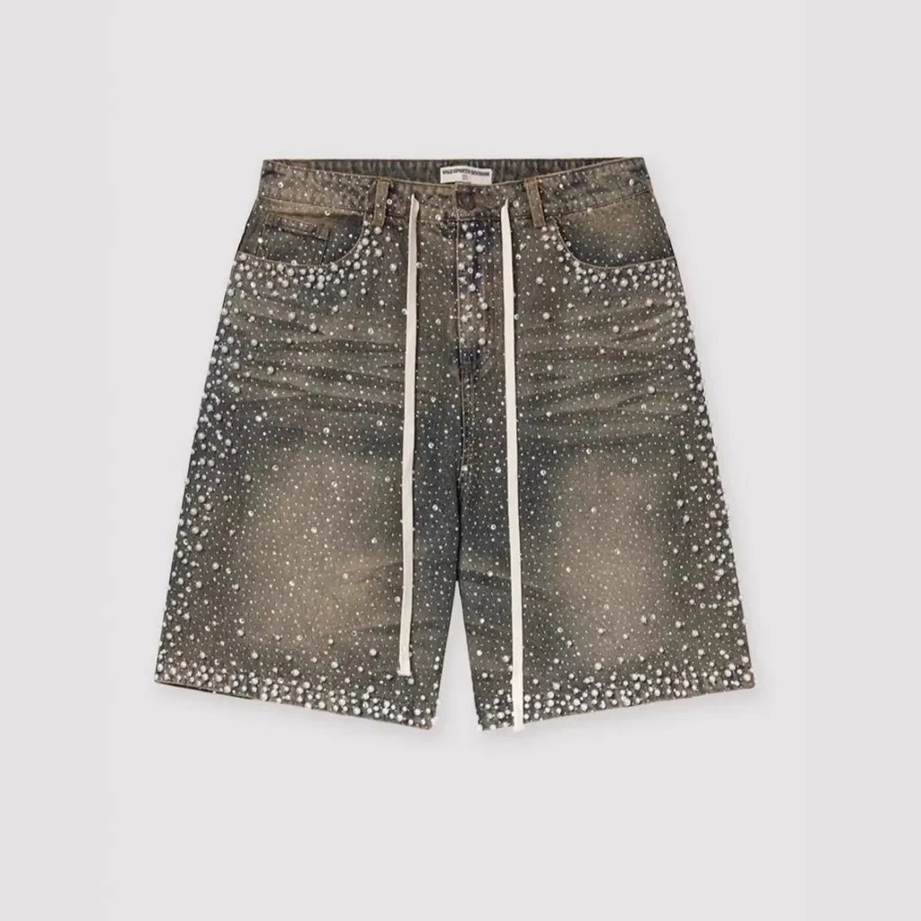 Short en denim à strass