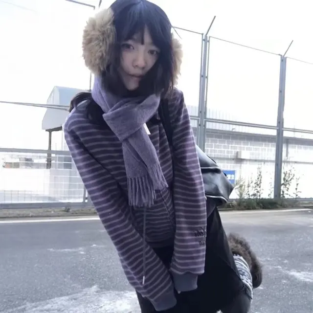 Sweat zippé capuche rayé