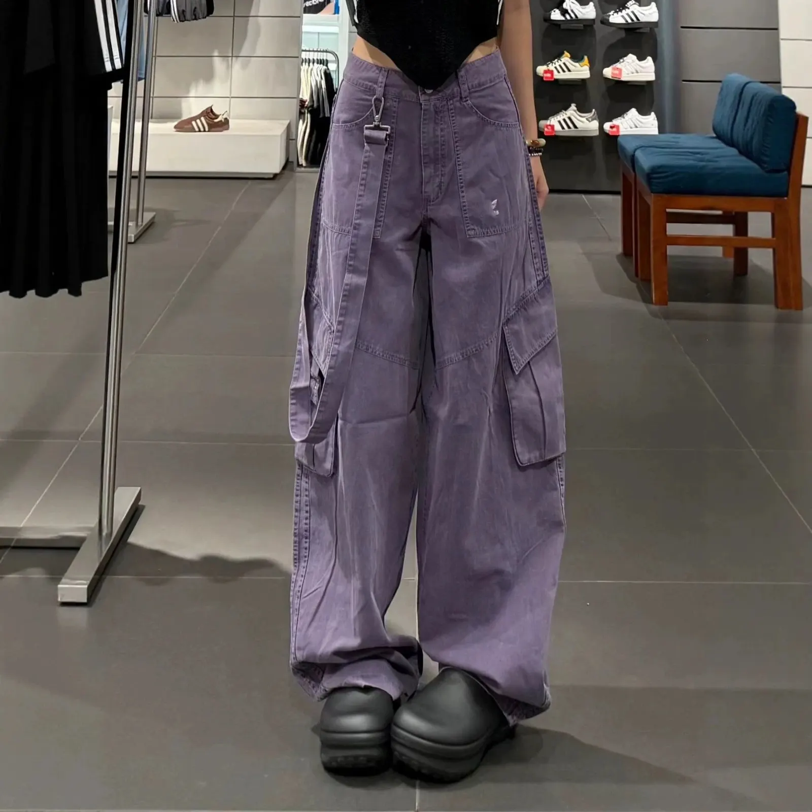 Pantalon cargo à sangle