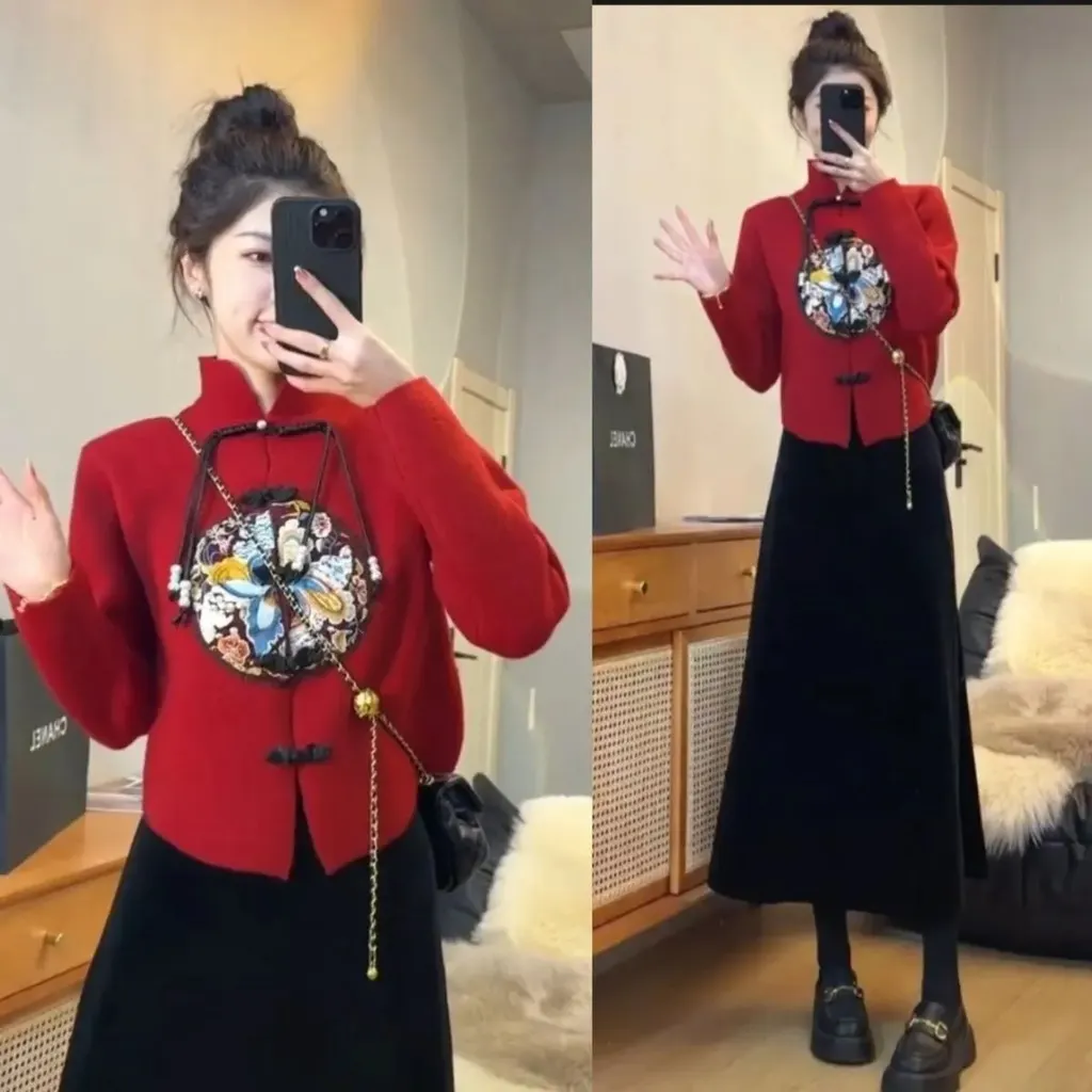 Pull brodé style chinois
