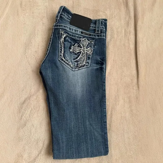 Jean bootcut croix brodée