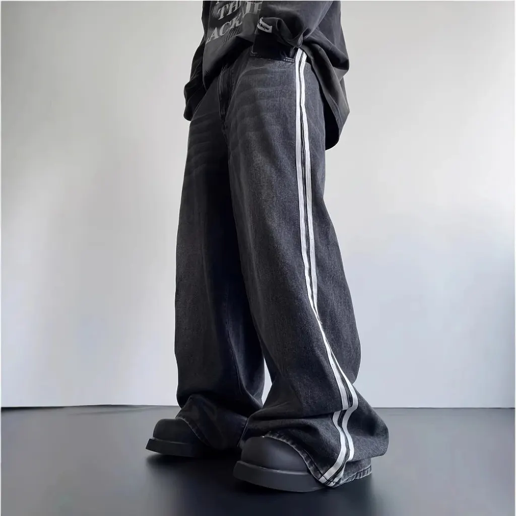 Jean baggy à bandes