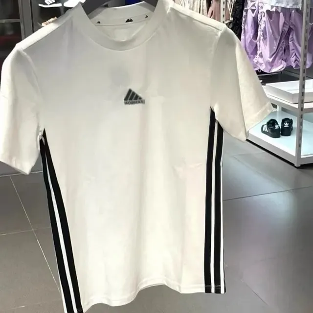 T-shirt Adidas