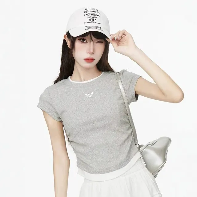 T-shirt crop faux deux-pièces