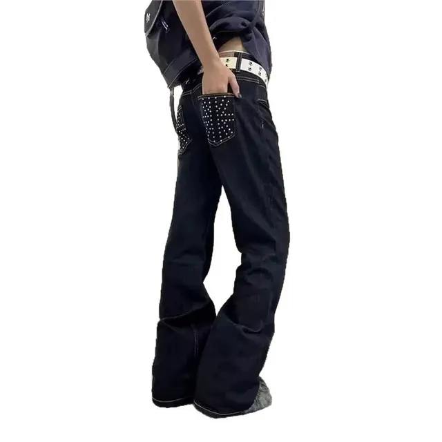 Jean flare clouté Y2K