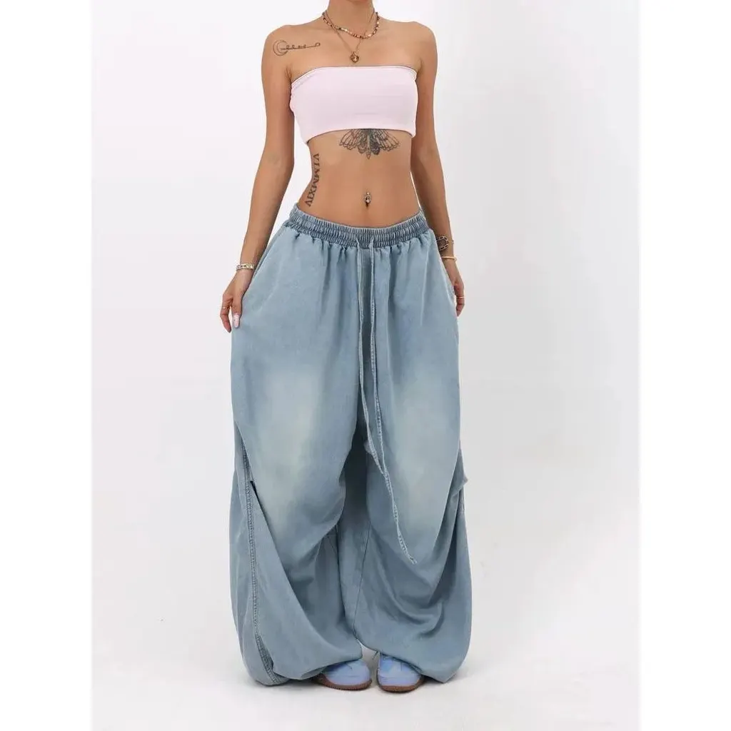 Jean baggy à cordon