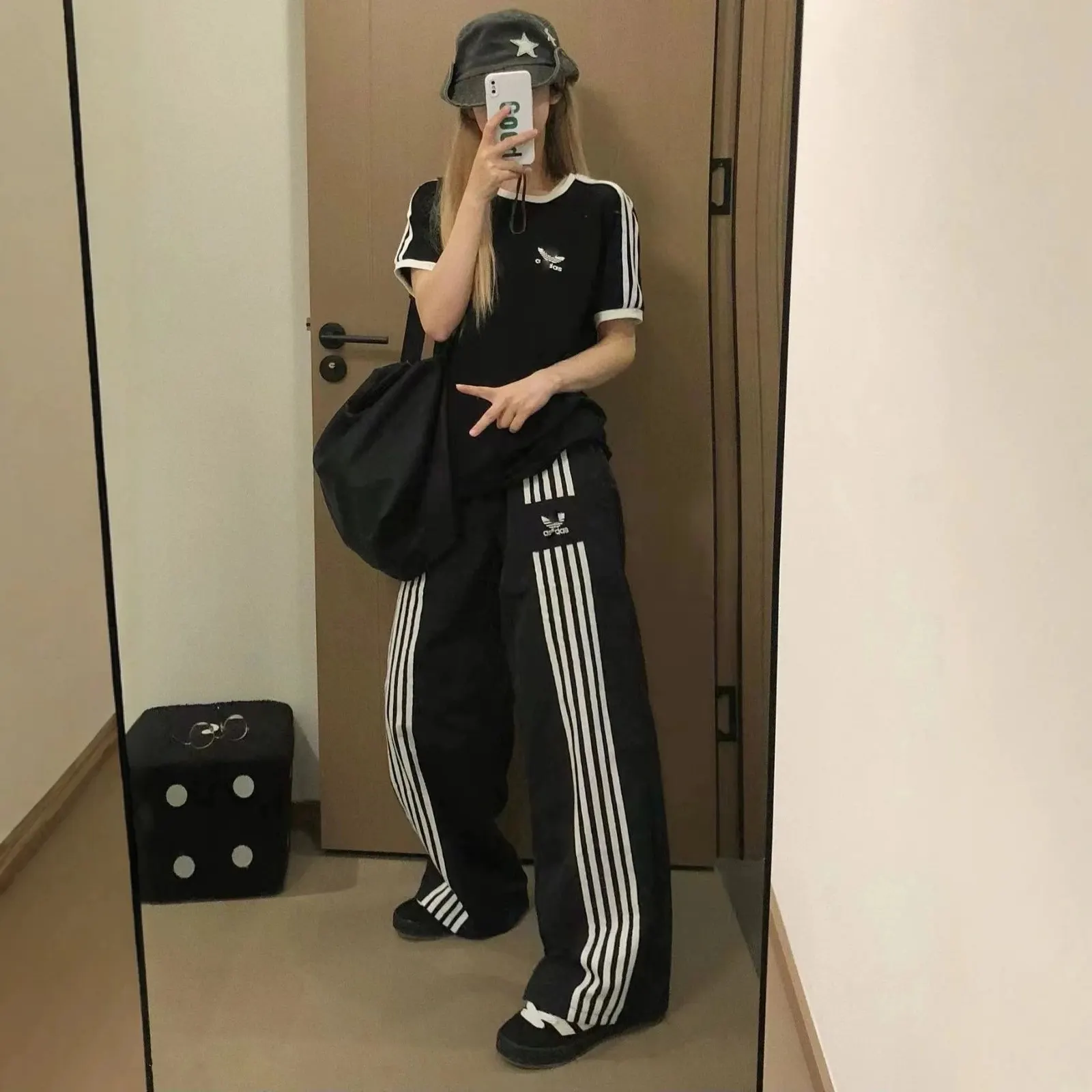 Pantalon Adidas large