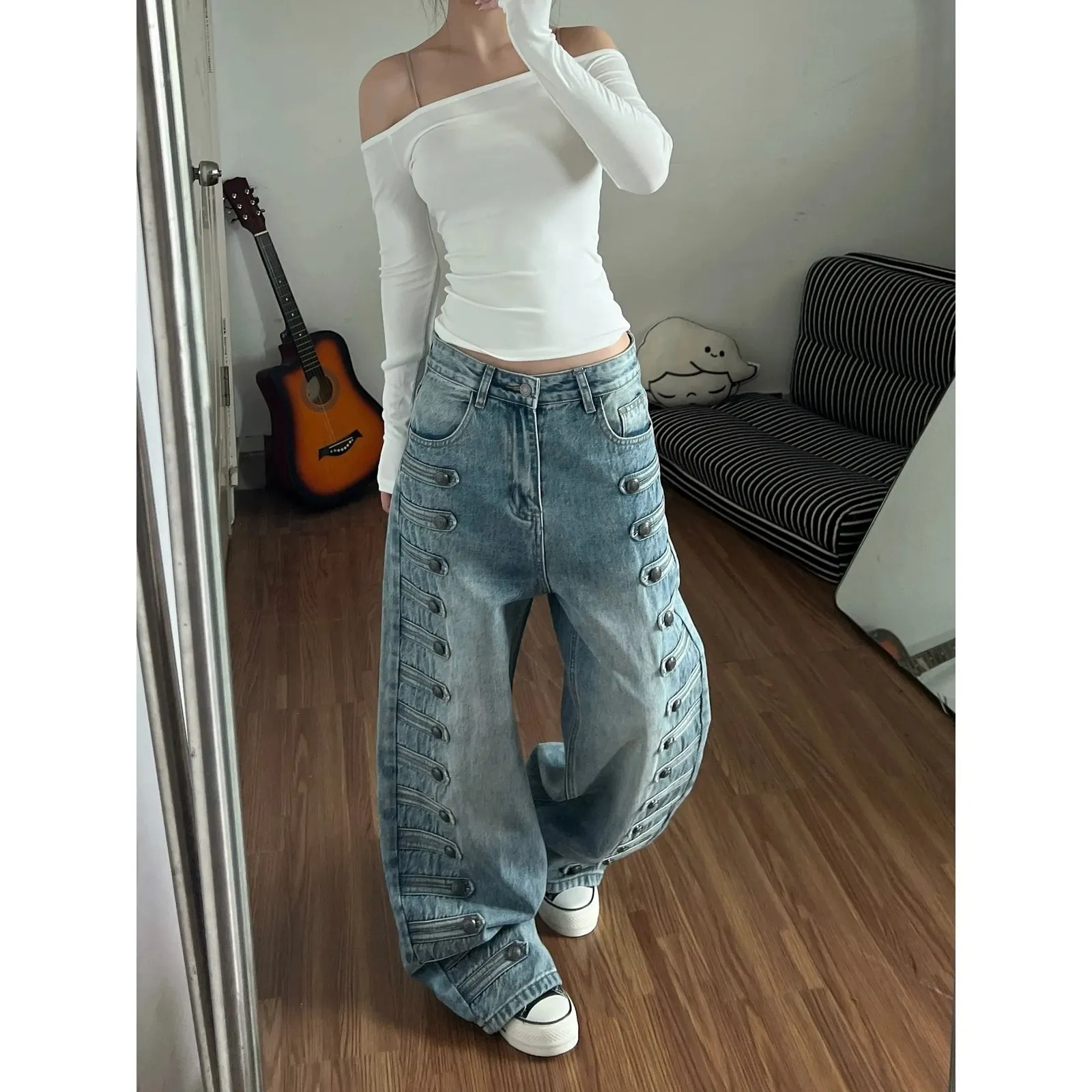 Jean baggy à boutons