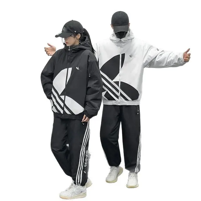Survêtement Adidas à capuche