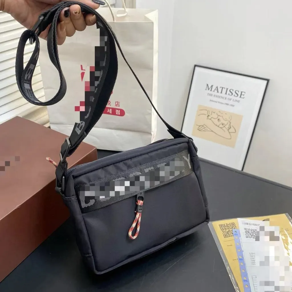 Sac bandoulière en nylon