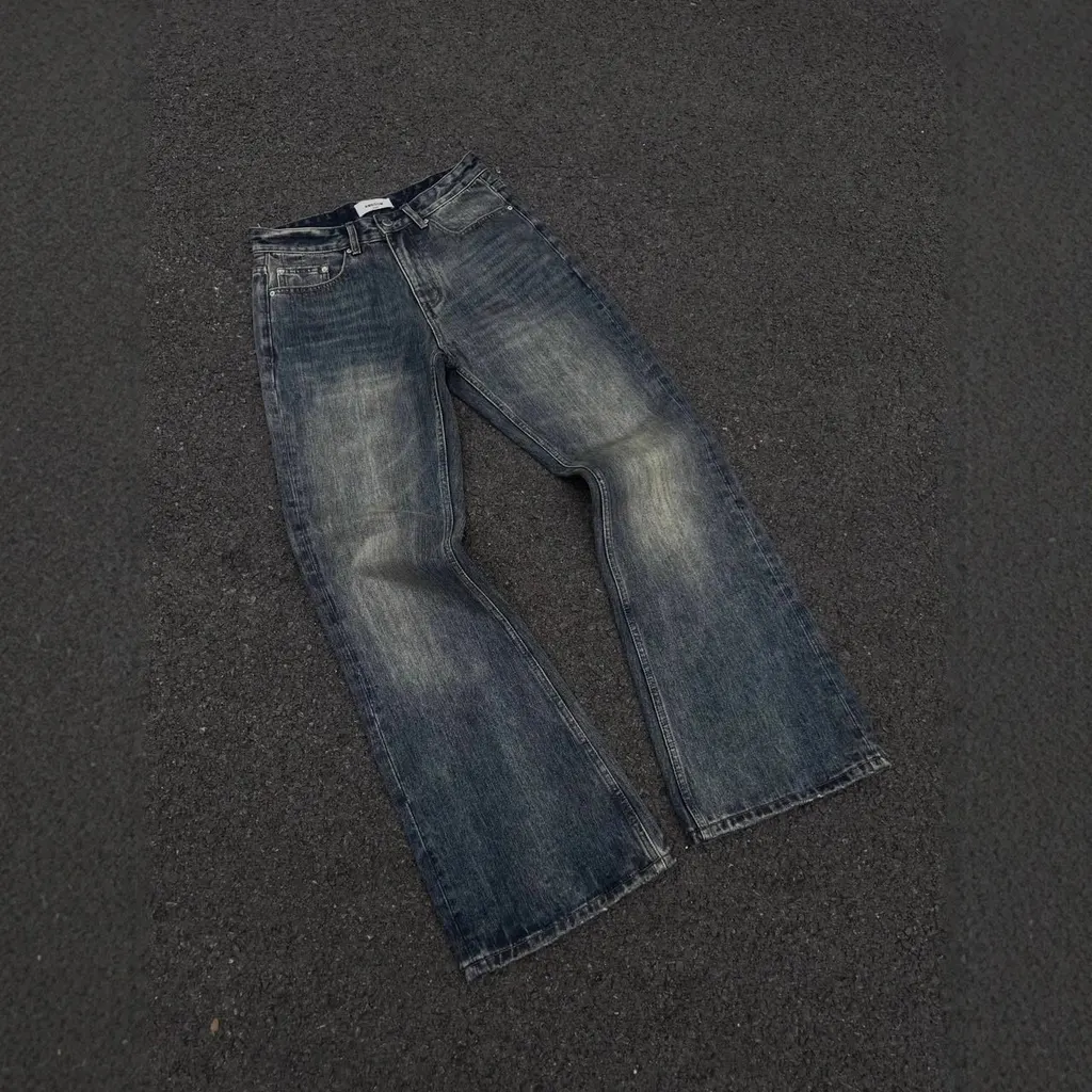 Jean bootcut délavé vintage