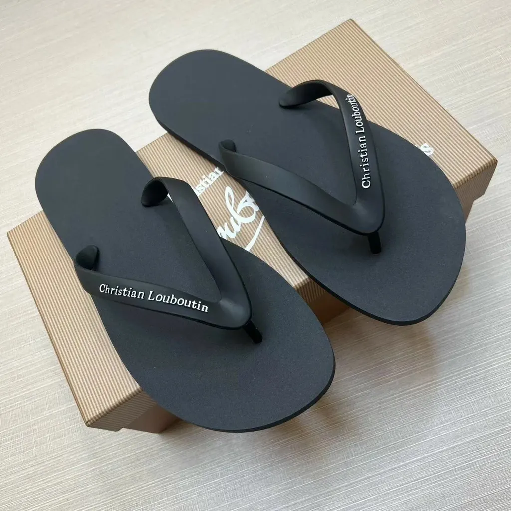 Tongs Christian Louboutin