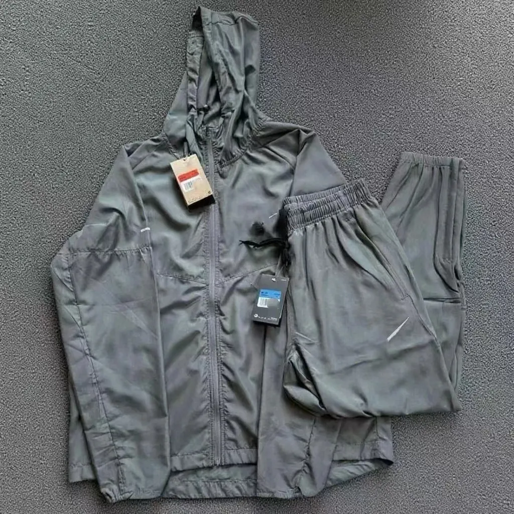 Ensemble survêtement Nike