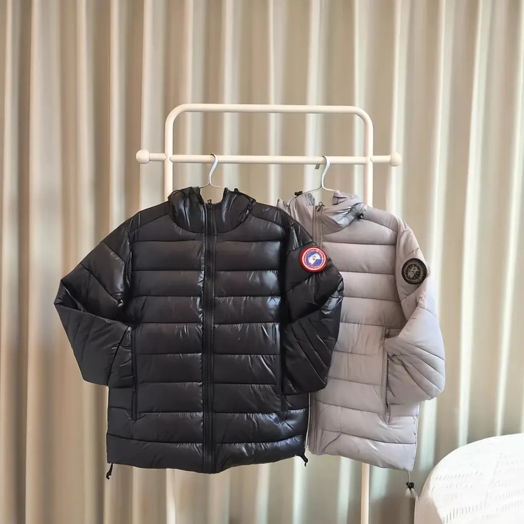 Doudoune Canada Goose à capuche