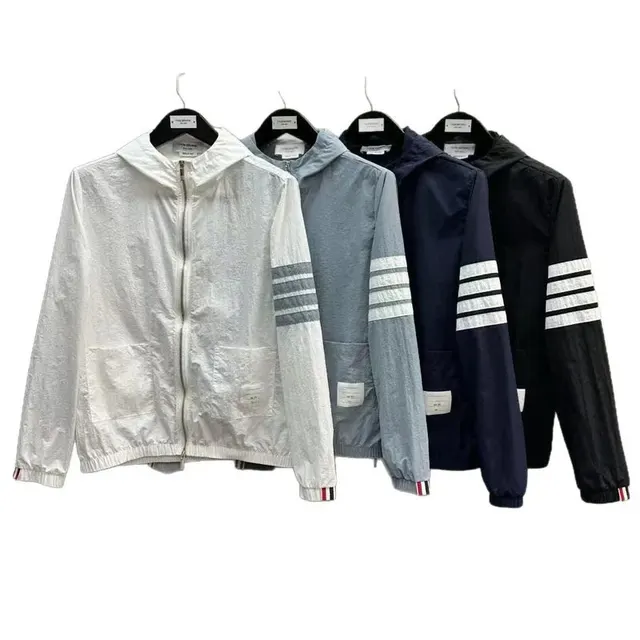 Ensemble Thom Browne 4-Bar