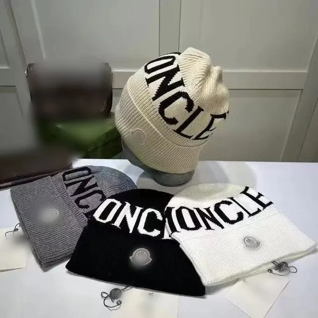 Bonnet Moncler en maille