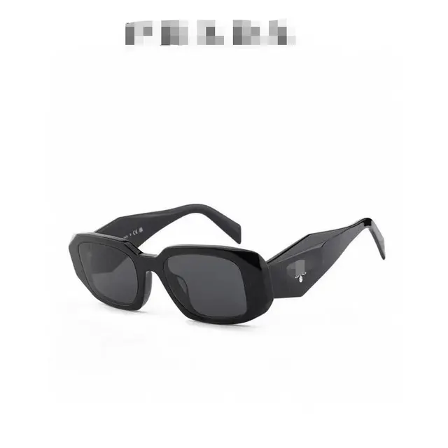 Lunettes de soleil Prada Symbole