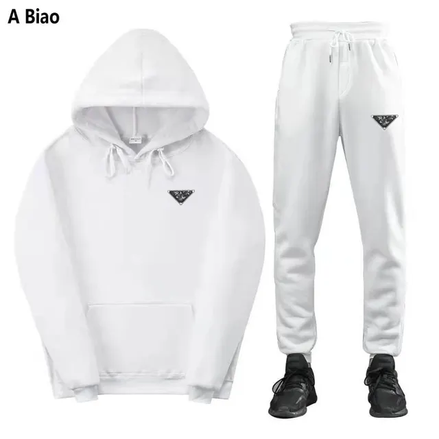 Ensemble hoodie Prada