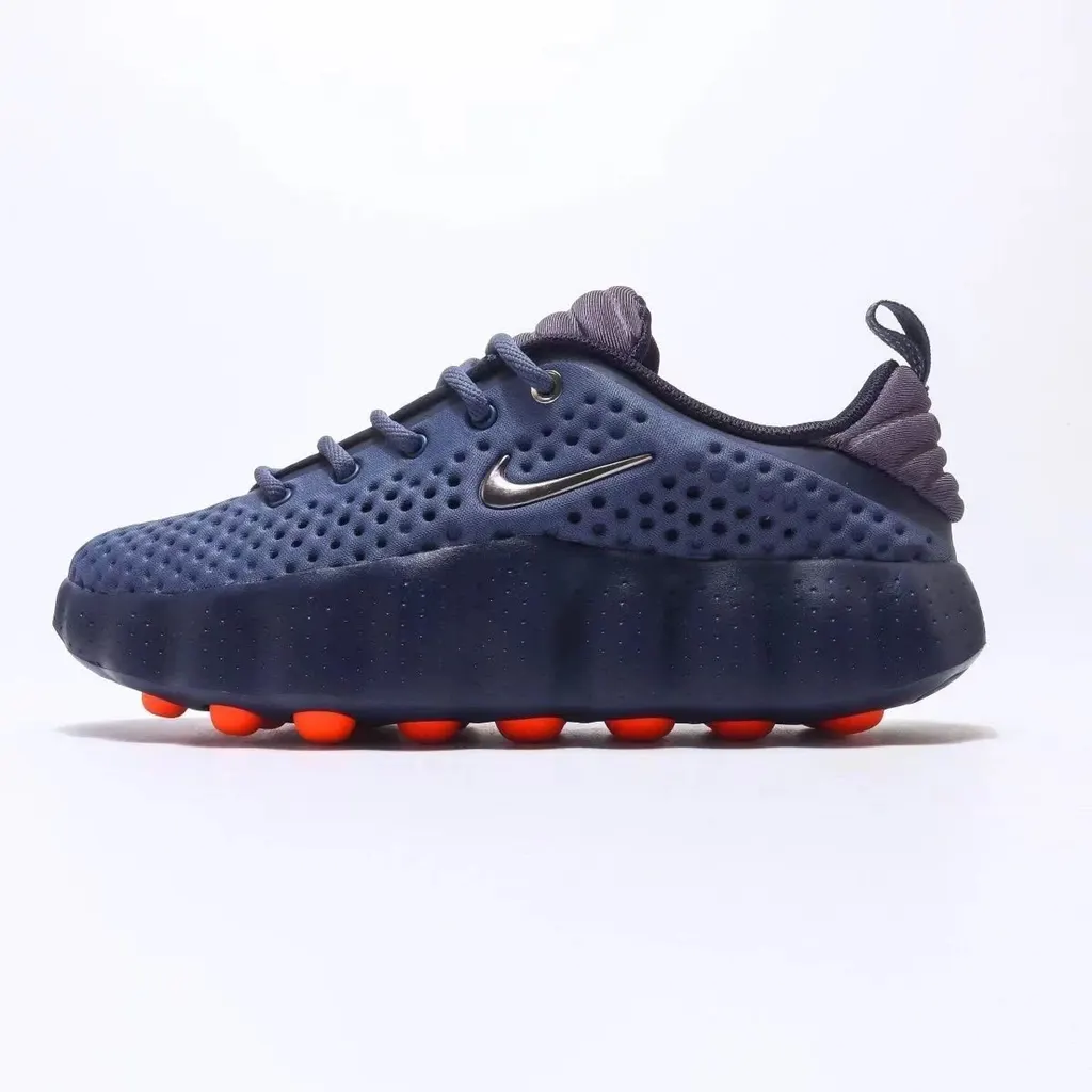 Baskets Nike Mind 002