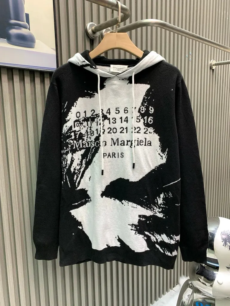 Pull à capuche Maison Margiela