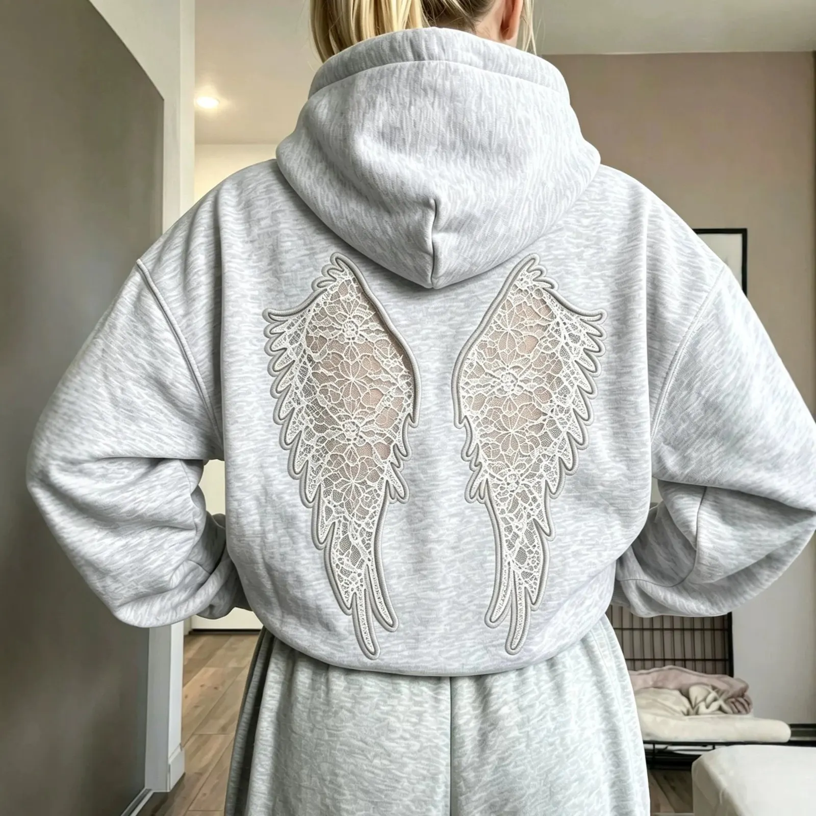Hoodie ailes d'ange en dentelle
