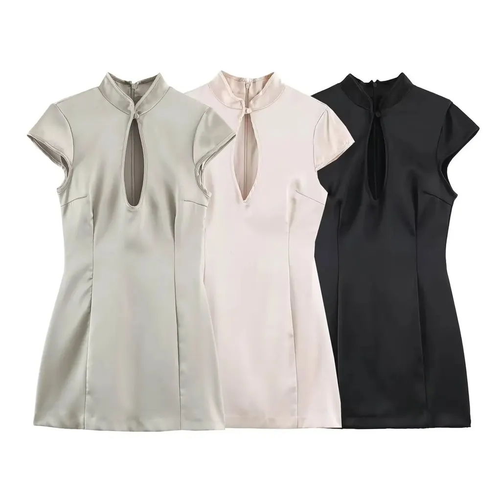 Robe mini en satin