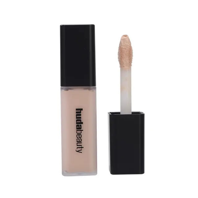 Correcteur Huda Beauty #FAUXFILTER